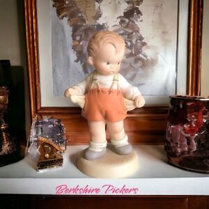 Marvel Lucy Atwell Pottery‎ figurine boy "it's the thought that counts" signed